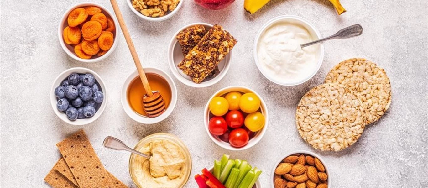 Διατροφή: Τα σνακ που έχουν κάτω από 100 θερμίδες & θα σας «κόψουν μαχαίρι» την πείνα